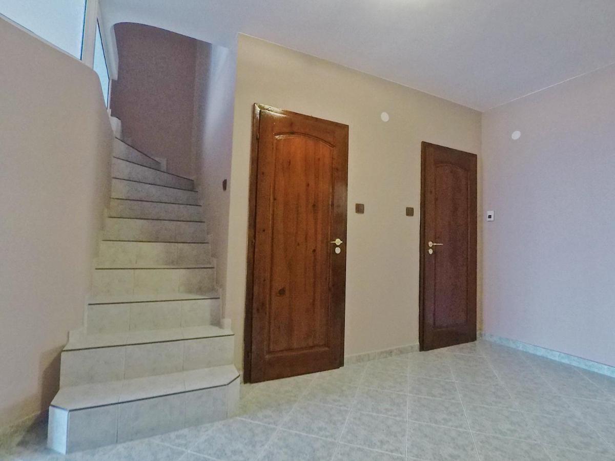 Spacious And Bright Maisonette Varna Center 외부 사진