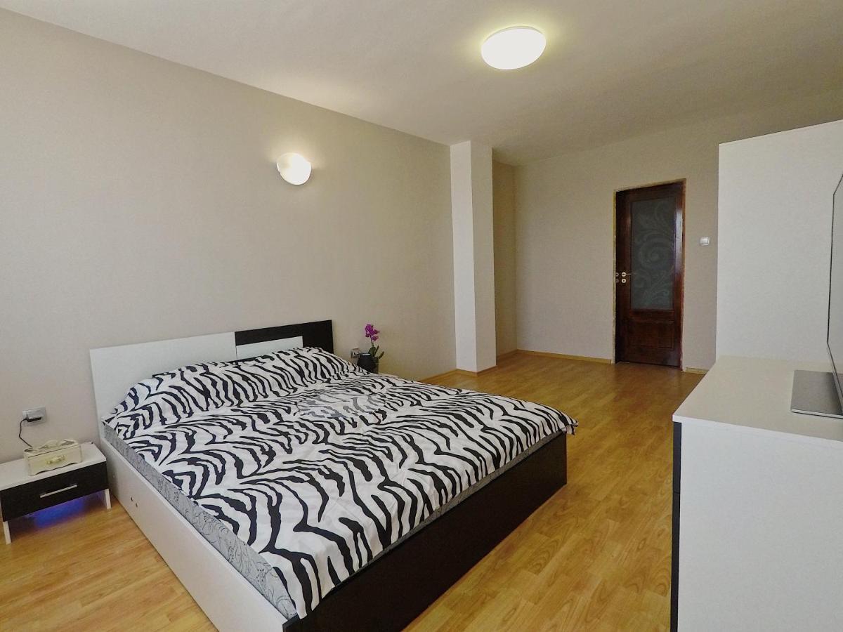 Spacious And Bright Maisonette Varna Center 외부 사진
