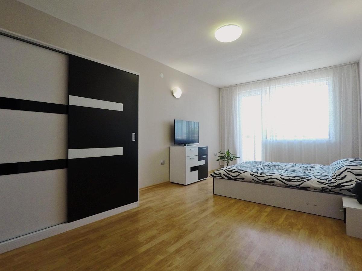 Spacious And Bright Maisonette Varna Center 외부 사진